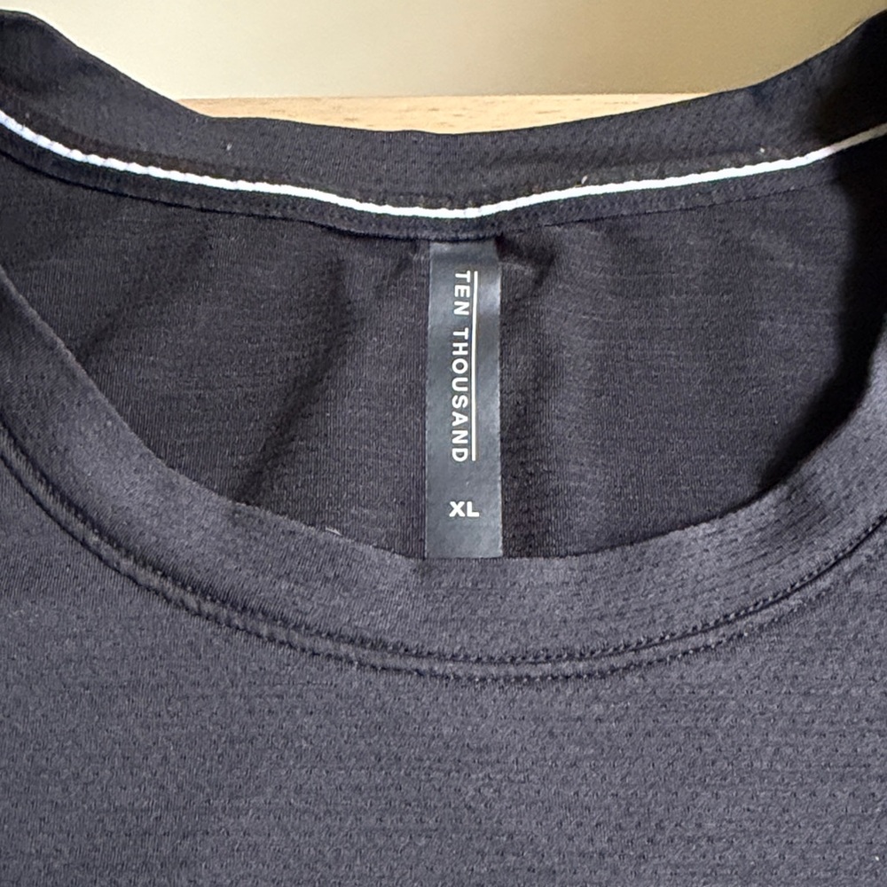 TEN THOUSAND INTERVAL SHIRT - Picture 6 of 10